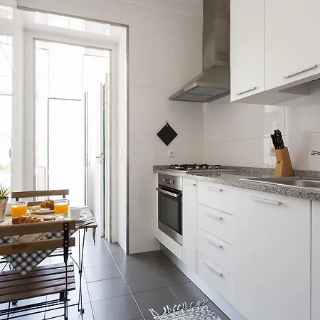 Graca Terrace | Rentexperience *