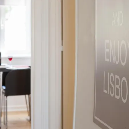 Graca Terrace Apartment | Rentexperience * Lisbon